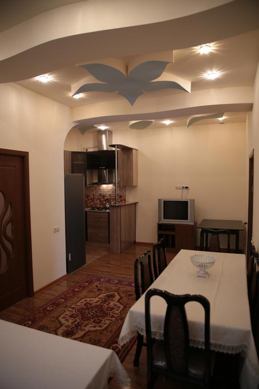 Jermuk Apartment In The Center Екстер'єр фото